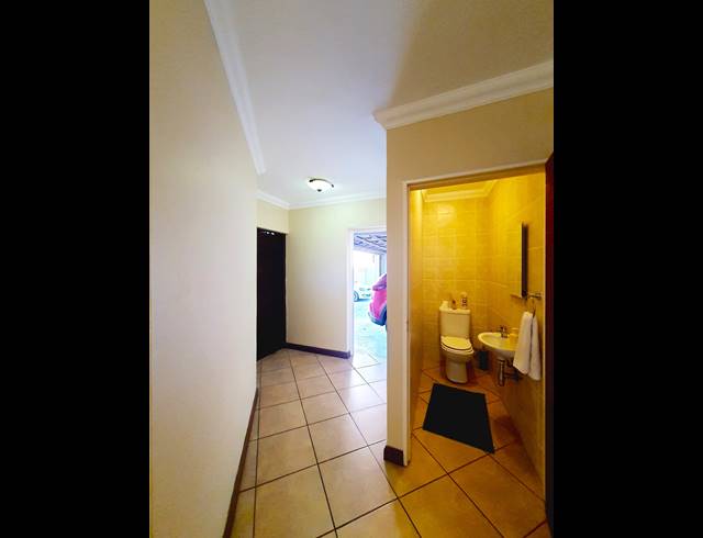 4 BEDROOM FREEHOLD FOR SALE IN CARLSWALD NORTH ESTATE